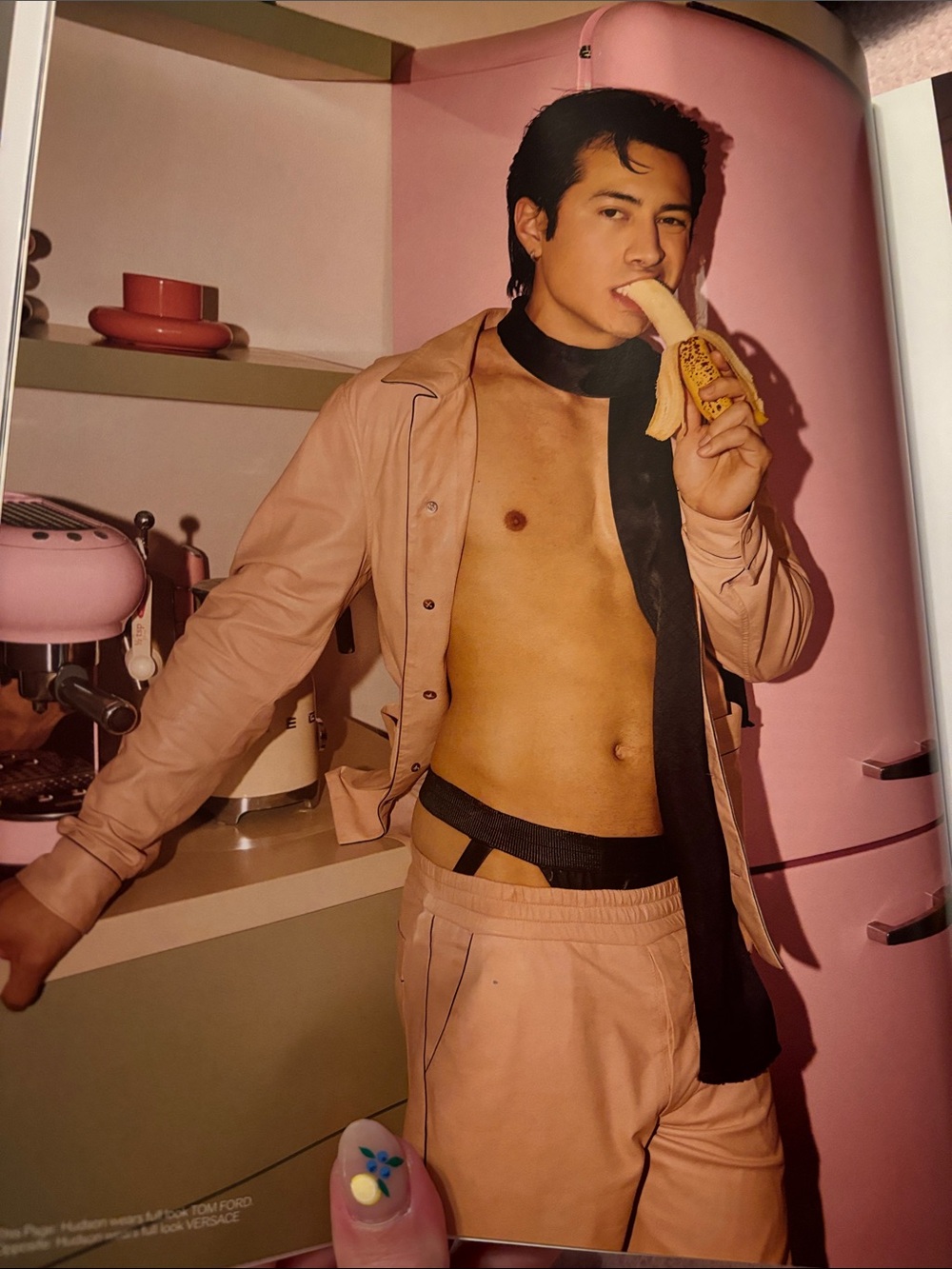 Wonderland Hudson Williams (Heated Rivalry Star) Spring 2026 issue - Picture 3 of 3